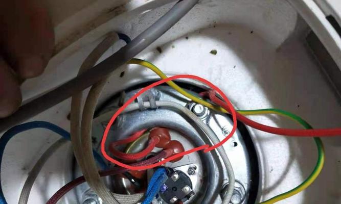 热水器故障及排除方法（解决热水器故障的有效方法）