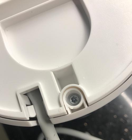 如何解决饮水机抽水马达无力问题（以及提高饮水机使用寿命的方法）