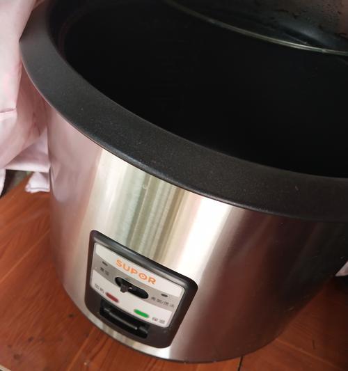 电饭煲水不通的原因及解决方法（为什么电饭煲会出现水不通的问题）