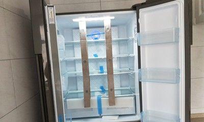 海尔冰箱内胆清洗方法（轻松解决冰箱内胆污渍问题）