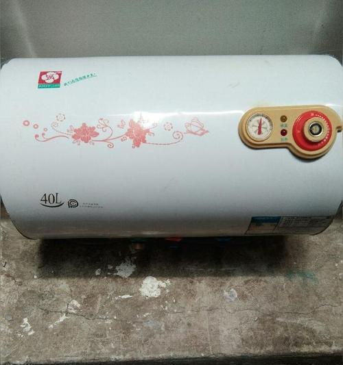 夏季热水器排污口清洗方法？如何有效去除水垢？