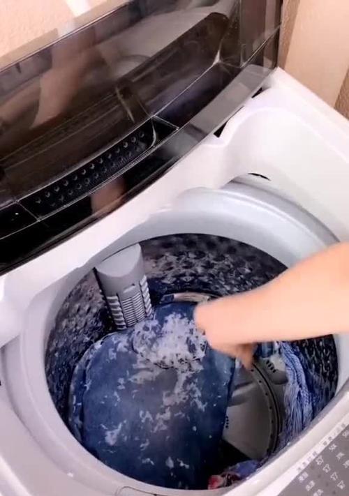 洗衣机自己怎么清洗？清洗步骤和注意事项是什么？