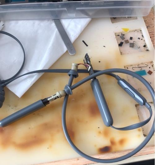 怎么用手机修电脑？手机远程控制电脑的步骤和技巧是什么？