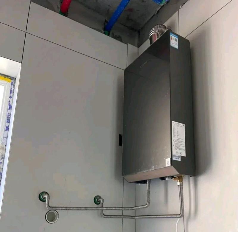 热水器拉杆箱的正确安装步骤是什么？